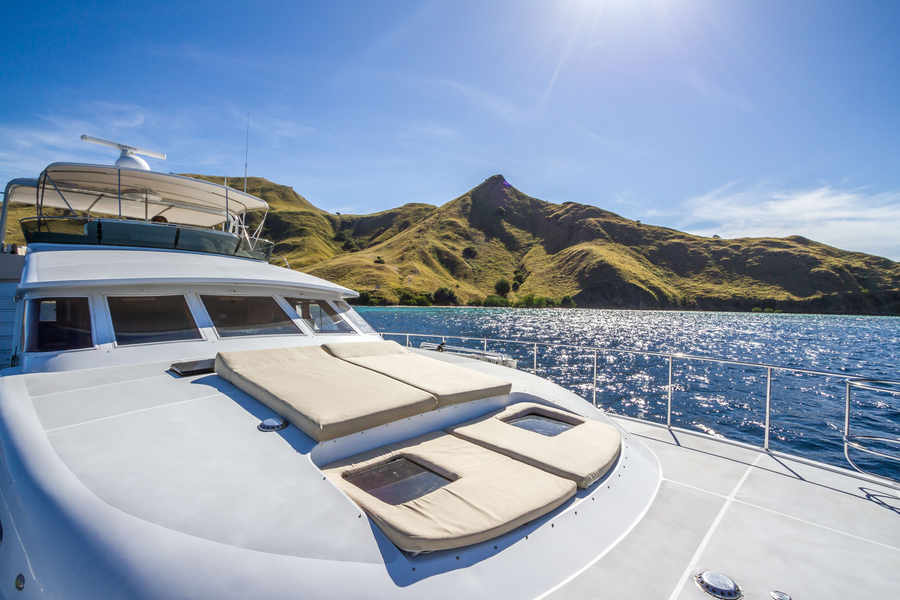 Revitalize Your Yacht's Interior: A Short Guide to Cushion Covers for Yachts and Boats