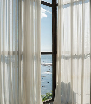 Hotels & Airbnb / Short-Term Rentals