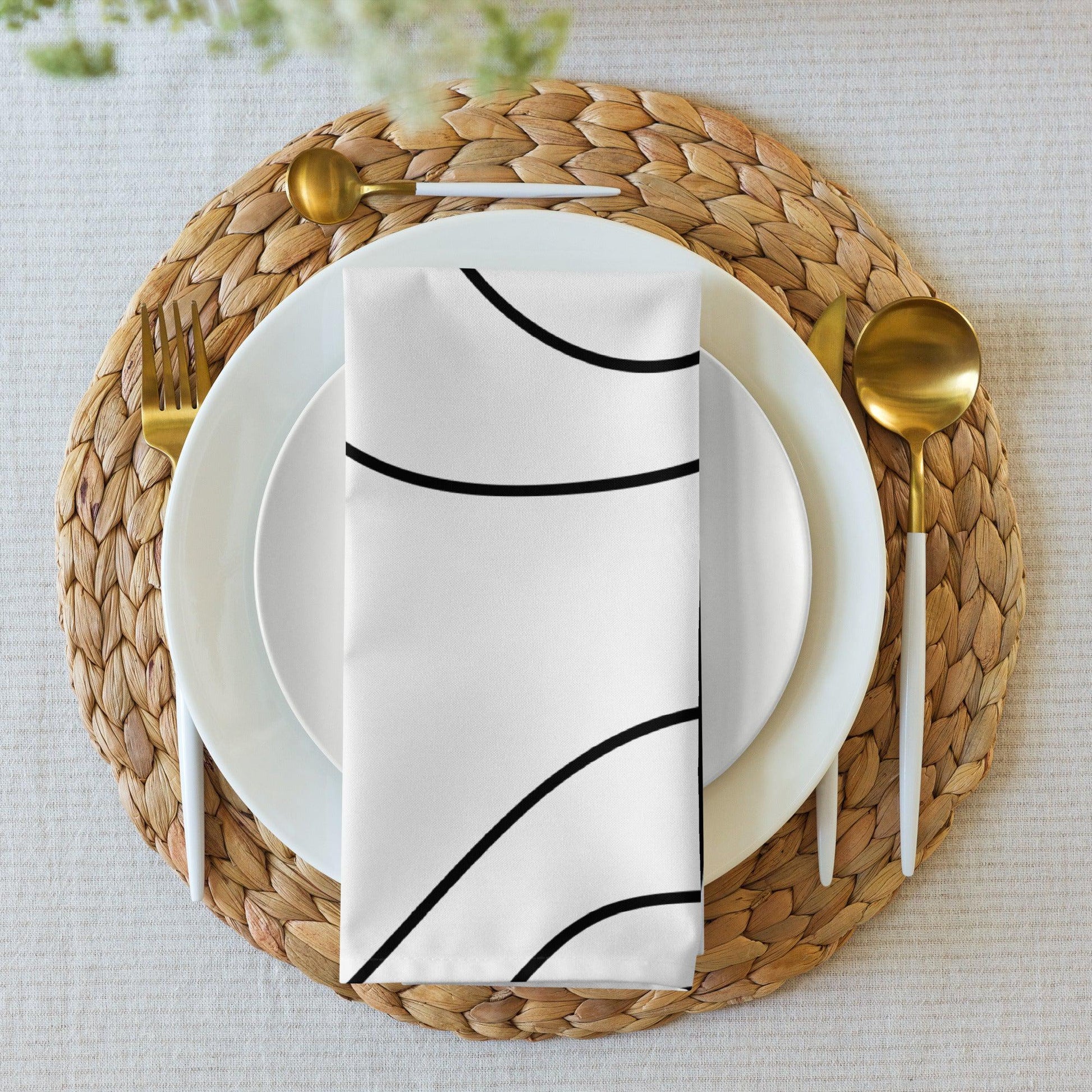 Monochrome Chic: White and Black Designed Cloth Napkin Set – A Timeless Addition to Your Dining Decor