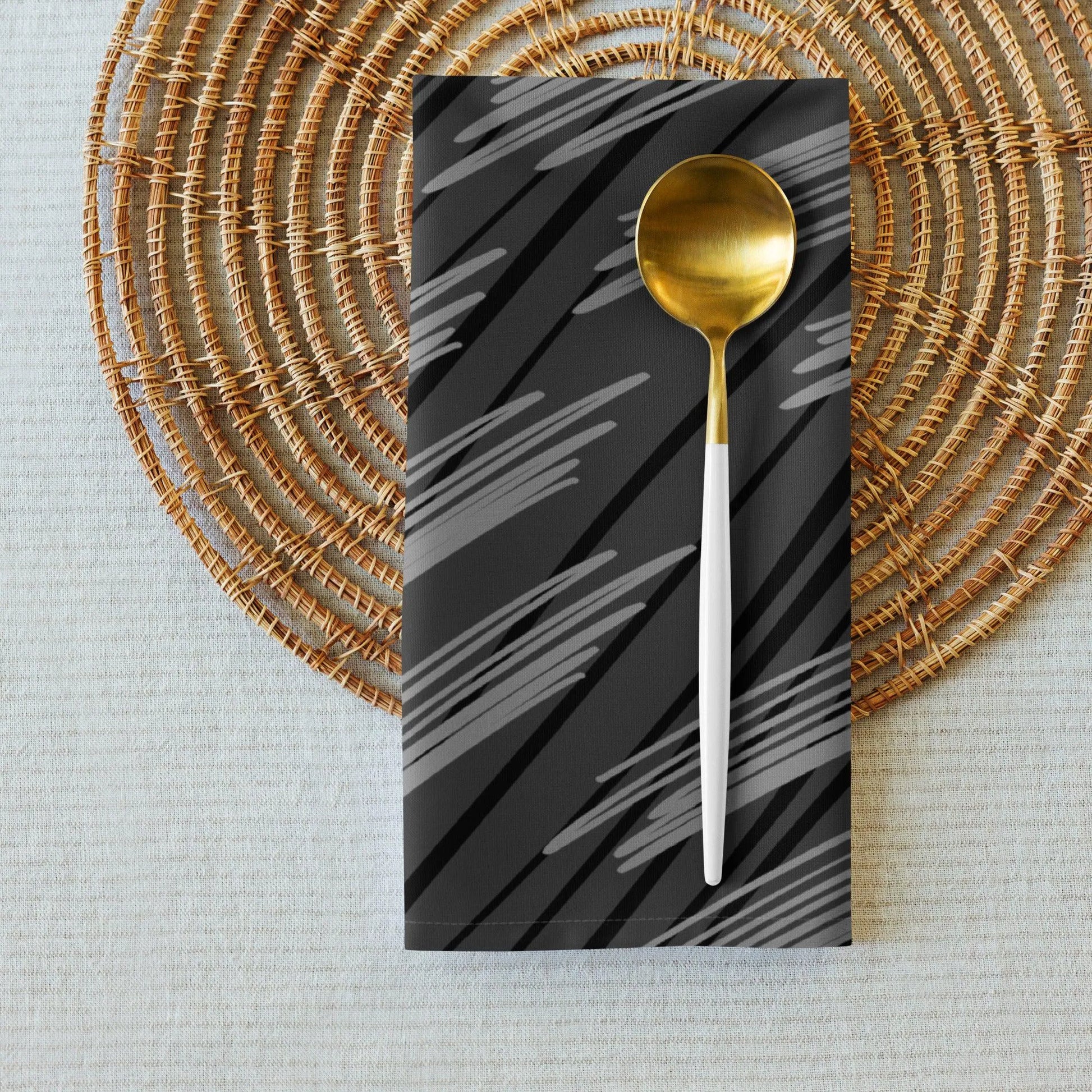 Dual White and Black Cloth Napkin Set