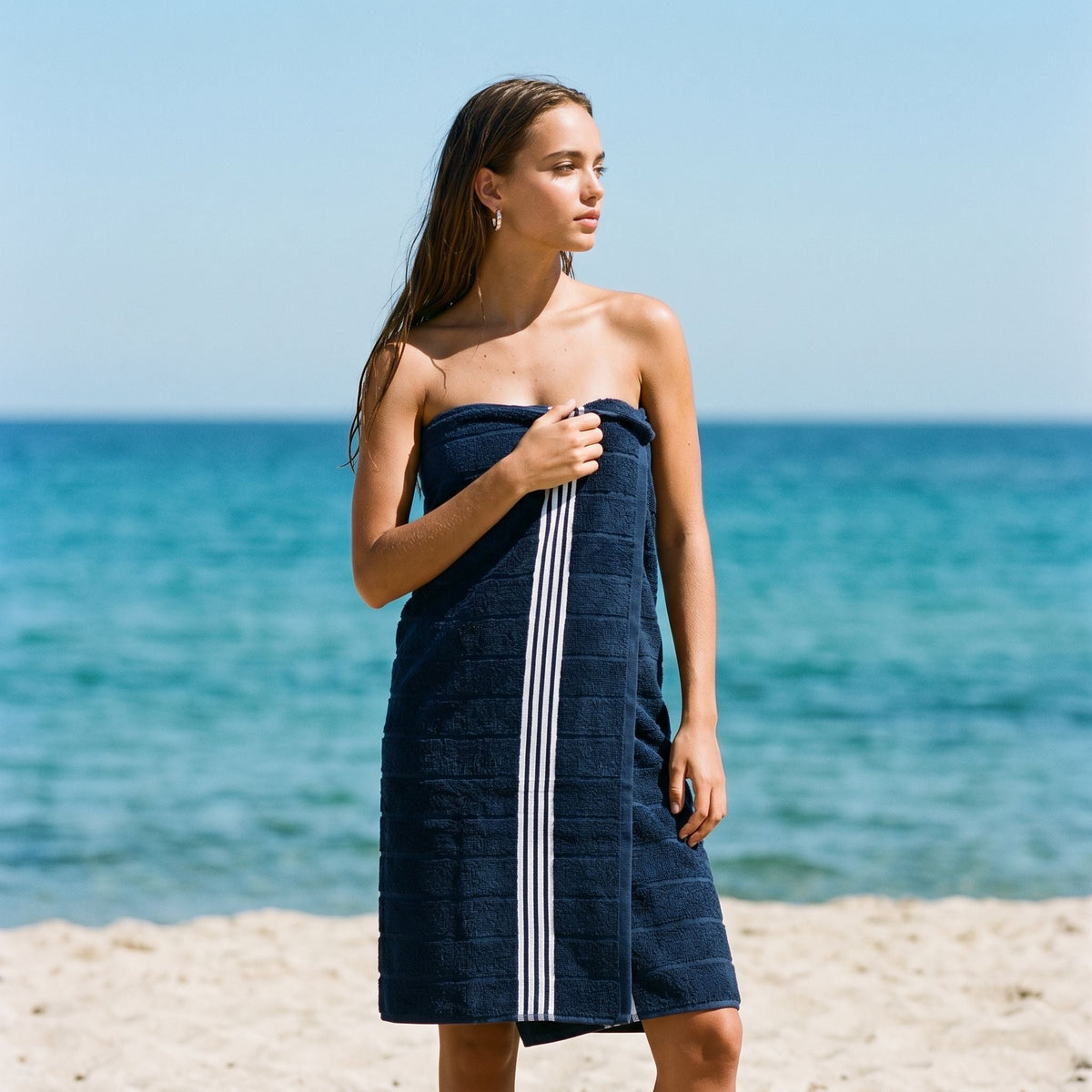 Nautilus Australian Cotton Towels, in Navy & White, bath sheet (single)