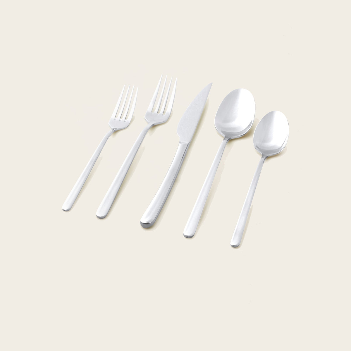 Emilia Mirror 20-Piece Flatware Set, in silver
